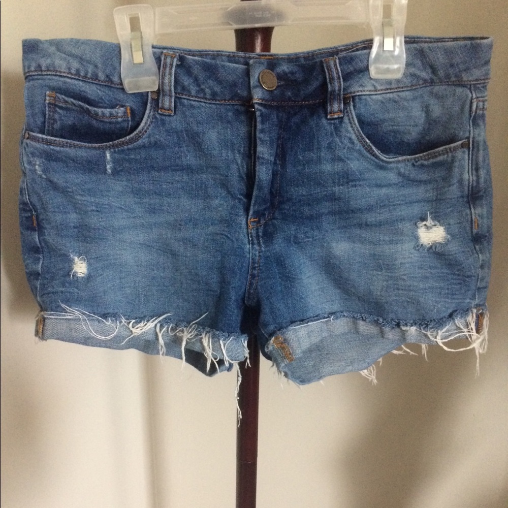 BlankNYC tomboy jean short 28